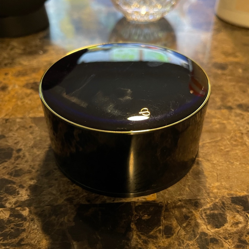 Cle De Peau Beaute LOOSE POWDER